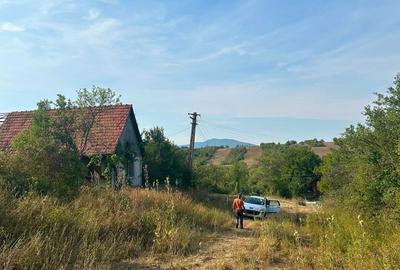 Casă cu 2 camere în Laz