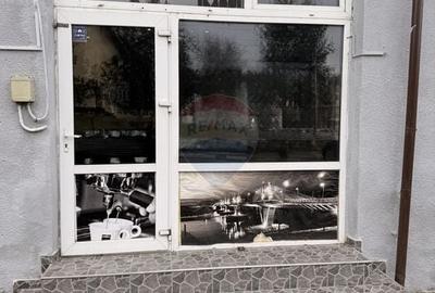 Spațiu comercial, de 45 mp, în Central - 5