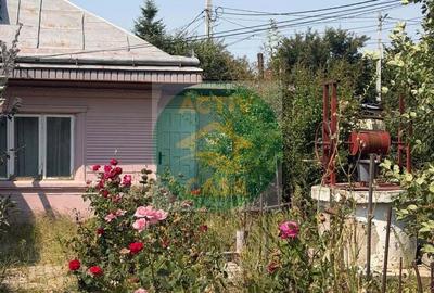 Casă cu 3 camere cu Teren 800 Mp în Cordun