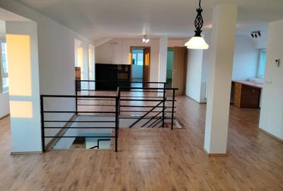 Apartament cu 4 camere semidecomandat, mobilat în Girocului - 1