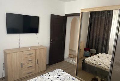 Apartament cu 3 camere decomandat, mobilat în Pantelimon