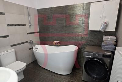 Casă individuală cu 5 camere cu Canalizare în Central - 10
