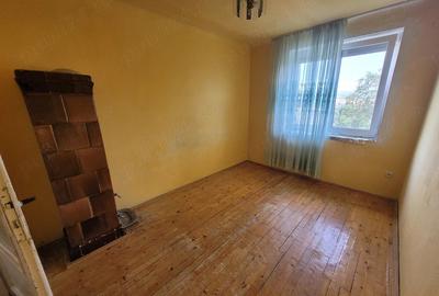 Apartament cu 2 camere decomandat în Aștileu