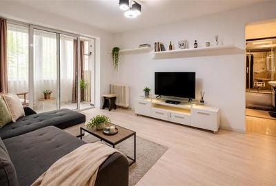 Apartament cu 2 camere semidecomandat, mobilat în Central - 1
