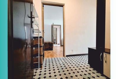 Apartament cu 2 camere decomandat în Milcov