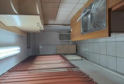 Apartament cu 2 camere decomandat în Bârlad - 4