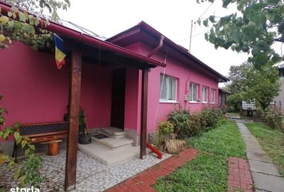 Casă cu 3 camere decomandat cu Teren 2150 Mp în Scorțeni - 13