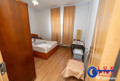 Apartament cu 2 camere decomandat în C5