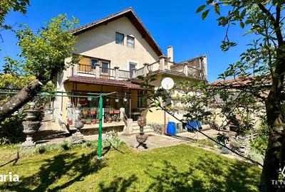 Casă cu 3 camere cu Teren 510 Mp în Central