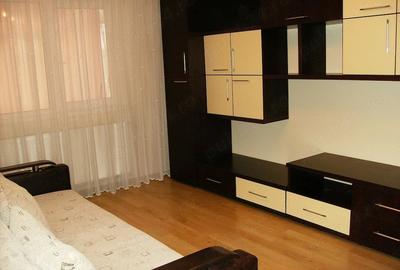 Apartament cu 2 camere decomandat în Astra