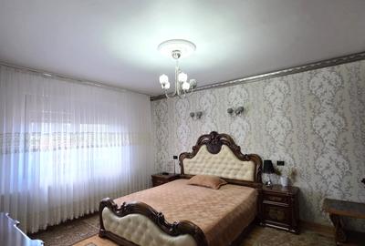 Casă cu 6 camere cu Canalizare în Rahova - 12