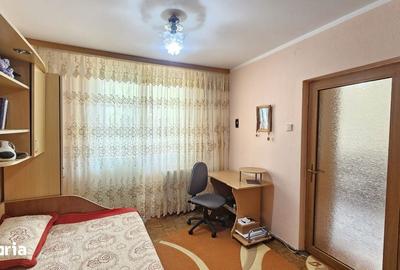 Apartament cu 2 camere în Micro 19 - 3