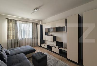 Apartament cu 3 camere decomandat, mobilat în Rogerius