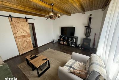Casă cu 3 camere cu Teren 100 Mp în Vâlcele