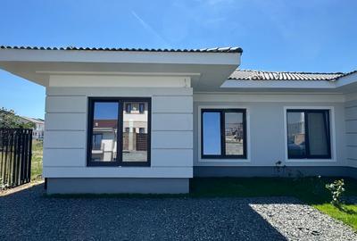 Duplex cu 3 camere cu Canalizare în Moșnița Nouă - 2