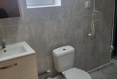 Casă cu 4 camere cu Teren 230 Mp în Central - 1
