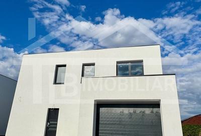 Casă individuală cu 4 camere cu Canalizare în Unirii