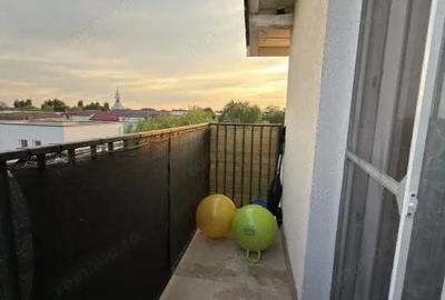 Apartament cu 2 camere semidecomandat, mobilat în Sânandrei