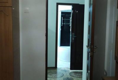 Garsonieră decomandată în 1 Decembrie - 3