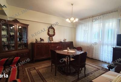 Apartament cu 4 camere decomandat în Colentina