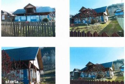 Casă cu 4 camere cu Teren 1165 Mp în Oanțu