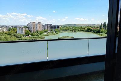 Garsonieră decomandată în Între Lacuri