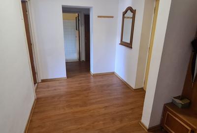 Apartament cu 2 camere decomandat în Turda