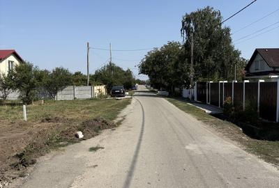 Teren de 6600 mp, în Pielești
