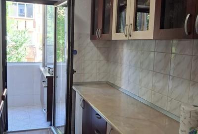 Apartament cu 2 camere decomandat în Decebal