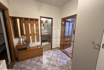 Casă cu 4 camere cu Teren 263 Mp în Central - 1
