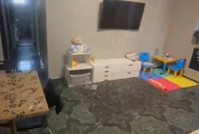 Apartament cu 4 camere semidecomandat în Rovine - 4
