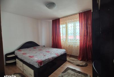 Apartament cu 2 camere semidecomandat în Republicii