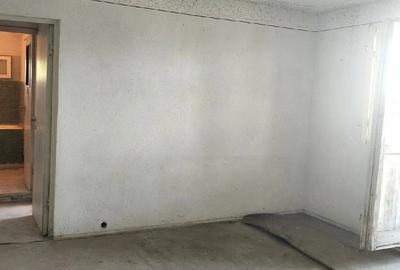 Apartament cu 2 camere nedecomandat în Central