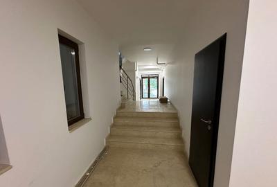 Apartament cu 3 camere decomandat în Jiului - 13