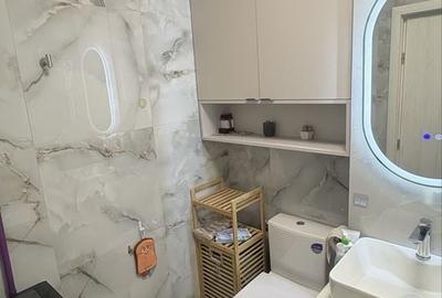 Apartament cu 2 camere decomandat în Exterior Vest