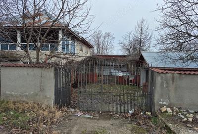 Casă cu 6 camere cu Teren 945 Mp în Frumușani - 6
