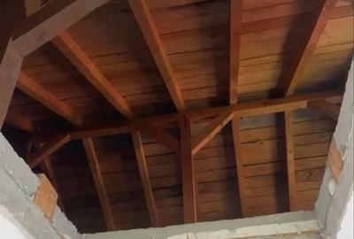 Casă cu 3 camere în Giroc