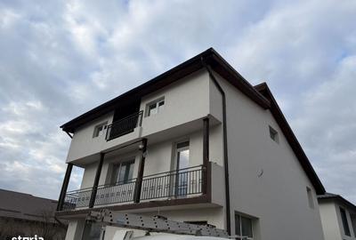 Casă cu Teren 200 Mp în Central - 1