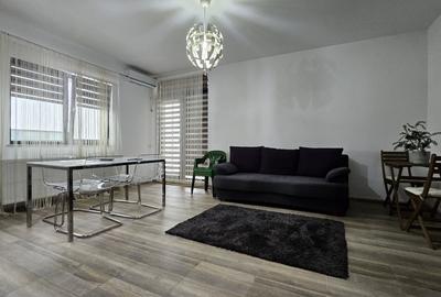 Apartament cu 2 camere decomandat, mobilat în Central