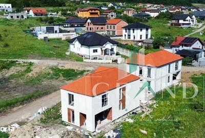 Casă cu 4 camere cu Teren 492 Mp în Chinteni