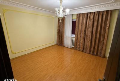 Apartament cu 4 camere în Rahova