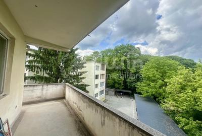 Apartament cu 4 camere decomandat în Central - 11