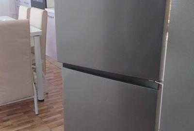 Apartament cu 3 camere decomandat în UTA - 2