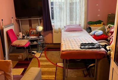 Apartament cu 3 camere semidecomandat în Central - 3