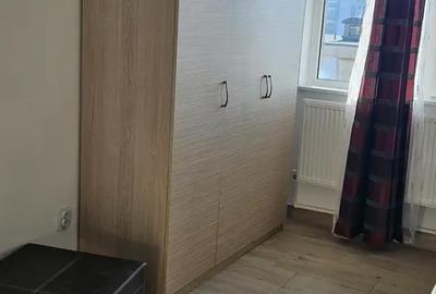 Garsonieră decomandată în Poarta 6 - 5