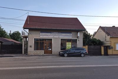 Spațiu comercial, de 70 mp, în Central