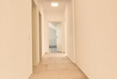 Apartament cu 3 camere decomandat, mobilat în Tractorul - 10