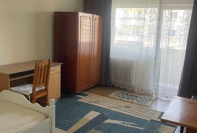 Apartament cu 2 camere decomandat în Între Lacuri