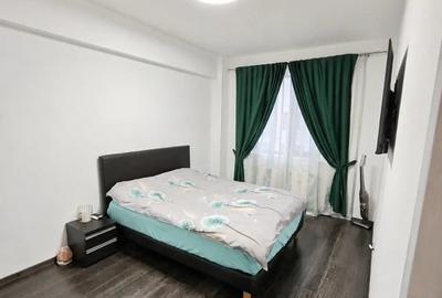 Apartament cu 3 camere semidecomandat în Găvana