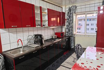 Apartament cu 3 camere decomandat în Chișinau